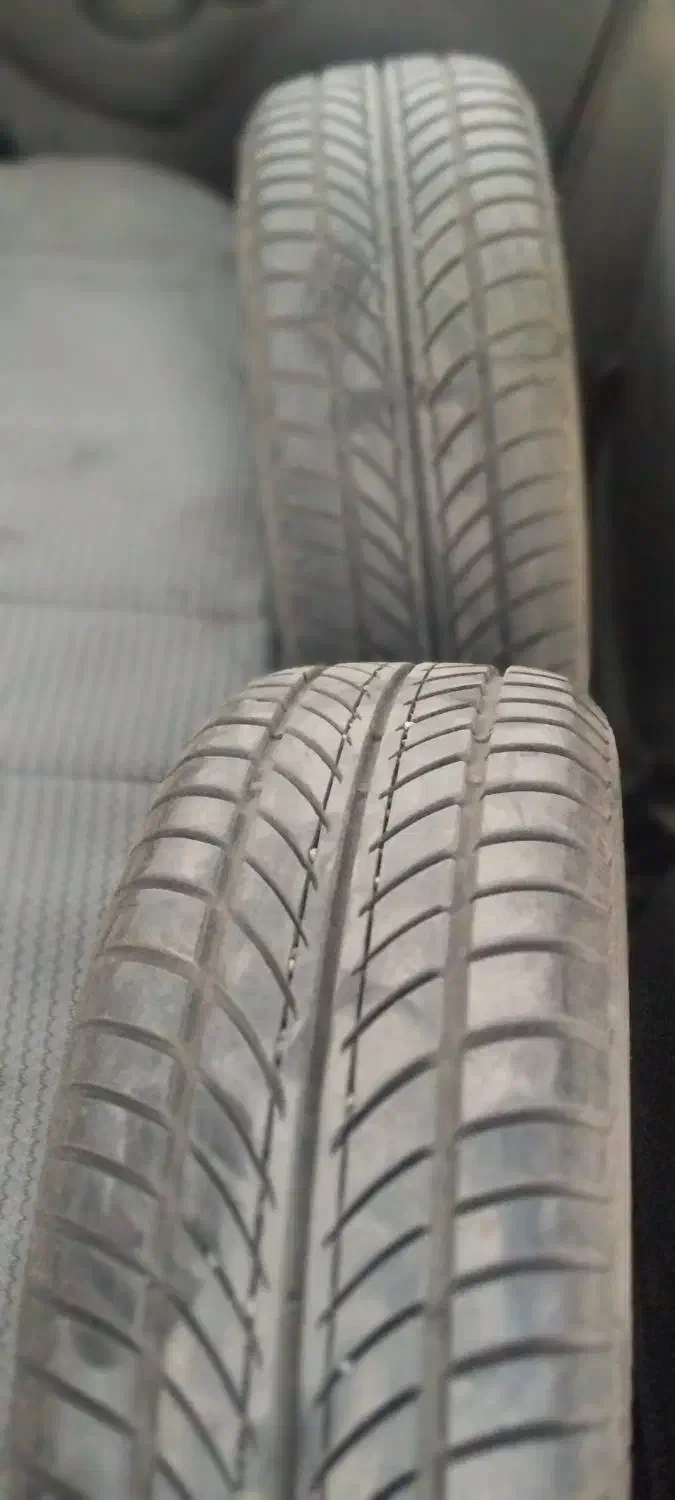 لاستیک یزد تایر 215/55/16|قطعات یدکی و لوازم جانبی|سنندج, |دیوار