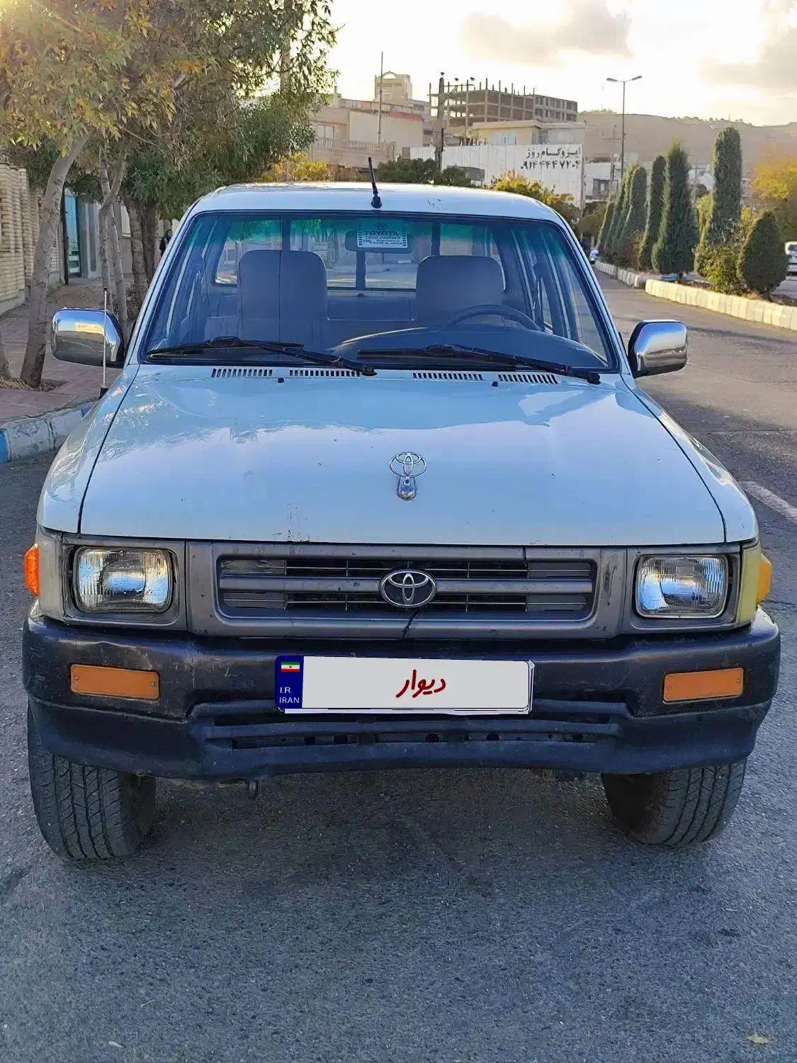 تویوتا هایلوکس 1992|خودرو سواری و وانت|سردشت, |دیوار