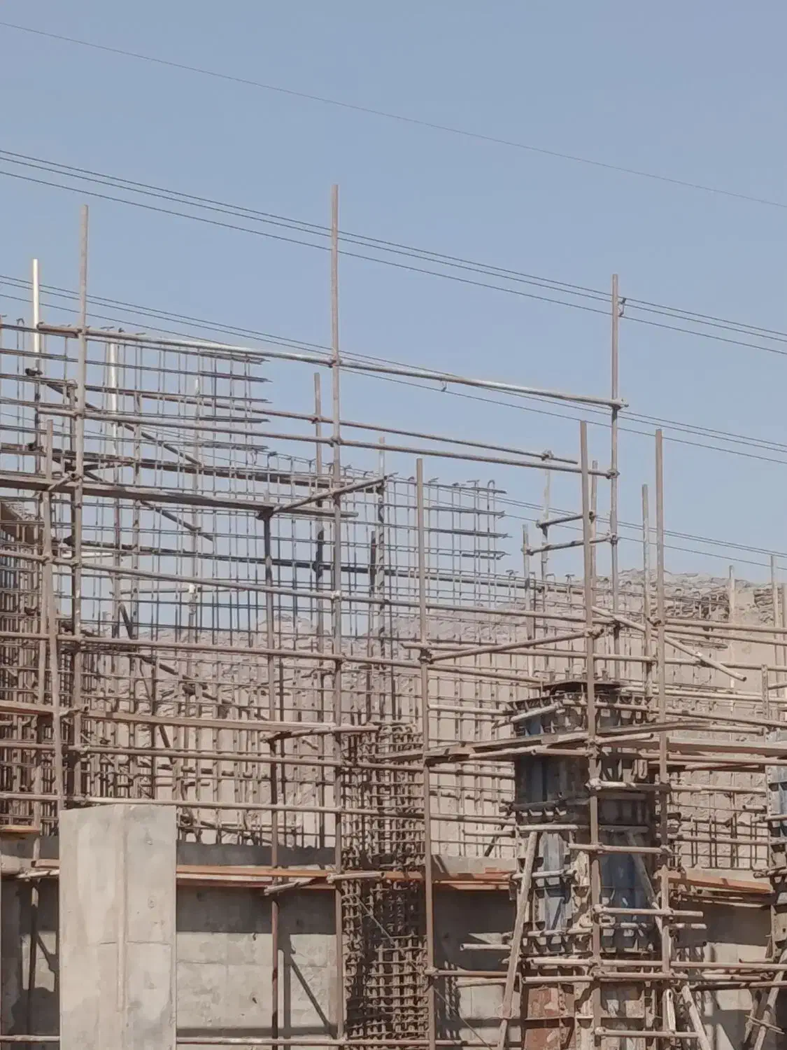 نیازمند دو داربست بند ماهر ماهیانه با بیمه|استخدام صنعتی، فنی، مهندسی|بندرعباس, |دیوار