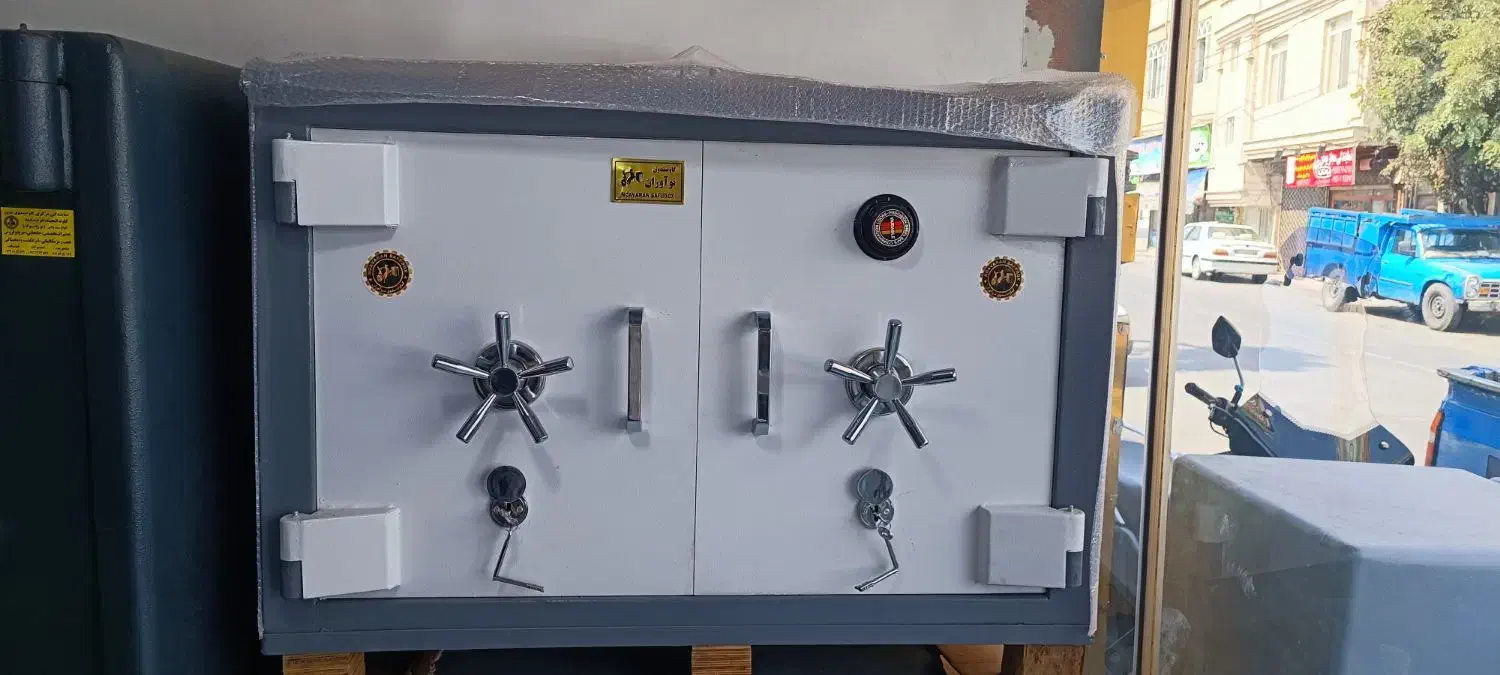 گاوصندوق زیرپیشخوان زیر ویترینی طلا جواهری 120 سکه|ابزارآلات|تهران, نعمت‌آباد|دیوار