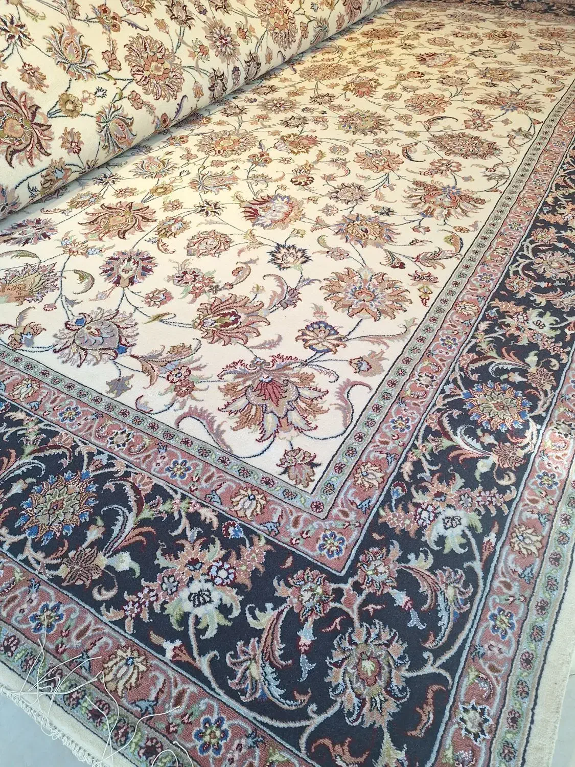 فرش دستباف|فرش|مشهد, ده دی|دیوار