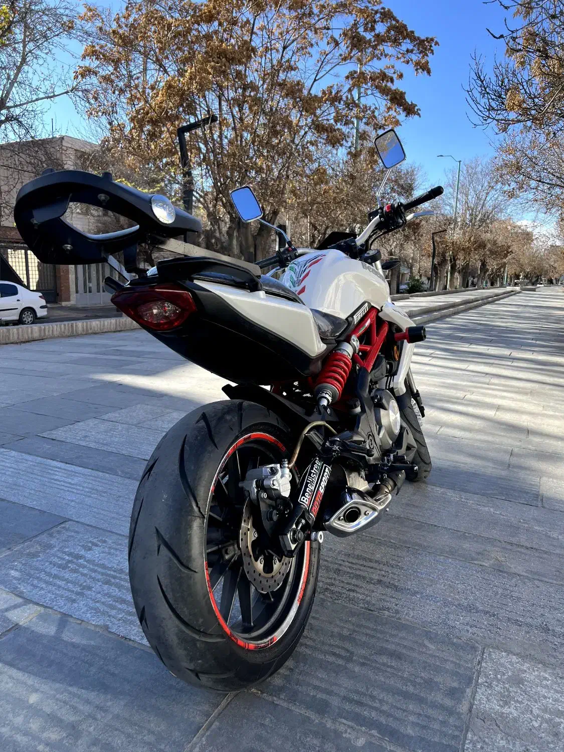 بنلی 300|موتورسیکلت|ملایر, |دیوار