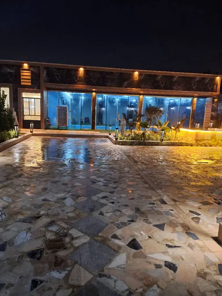 اجاره ویلا ۷۰۰مترشهریار استخر داخل بنا(رزرو حضوری)|اجارهٔ کوتاهمدت ویلا و باغ|شهریار, شهریار|دیوار