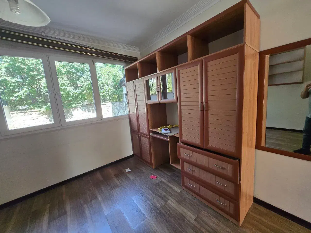 کمد و میز کامپیوتر MDF دست دوم بسیار تمیز|جاکفشی، کمد، دراور|لواسان, |دیوار