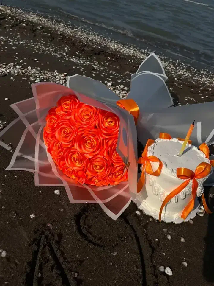 دسته گل|گل مصنوعی|ماکو, |دیوار