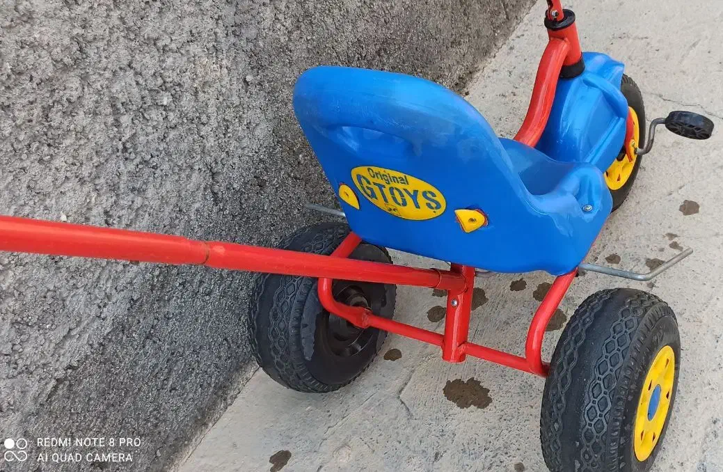 سه چرخ بچگانه تمیز در حد نو|دوچرخه، اسکیت، اسکوتر|مهران (ایلام), |دیوار