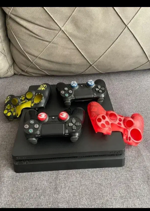ps4 slim 500 در حد نو نو|کنسول، بازی ویدئویی و آنلاین|هشتگرد, فاز ۱ مهستان|دیوار