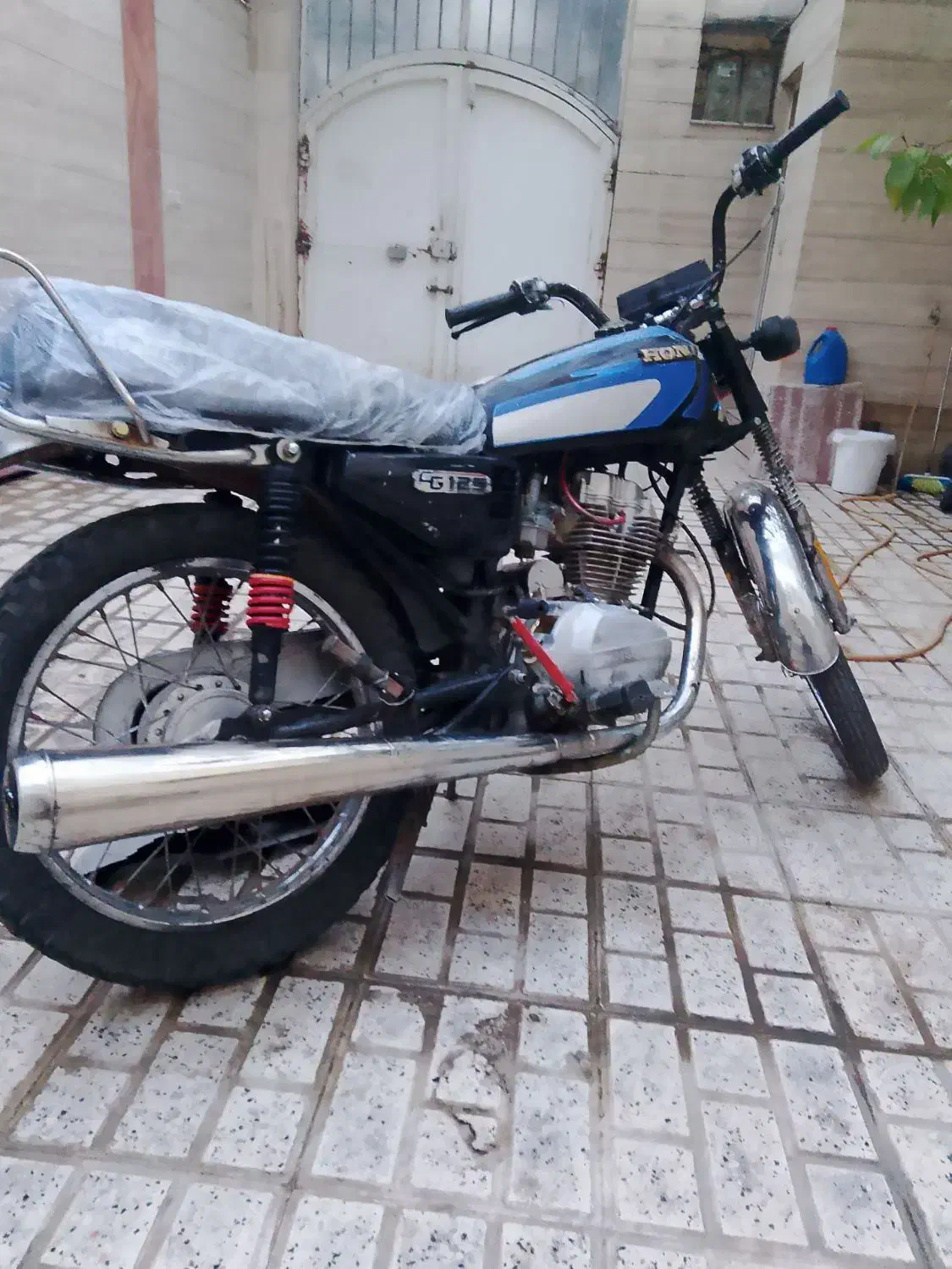 هندا۱۲۵ پلاک ملی مدارک تکمیل کارت سوخت مدل۸۵|موتورسیکلت|مشهد, امامیه (شهرک غرب)|دیوار