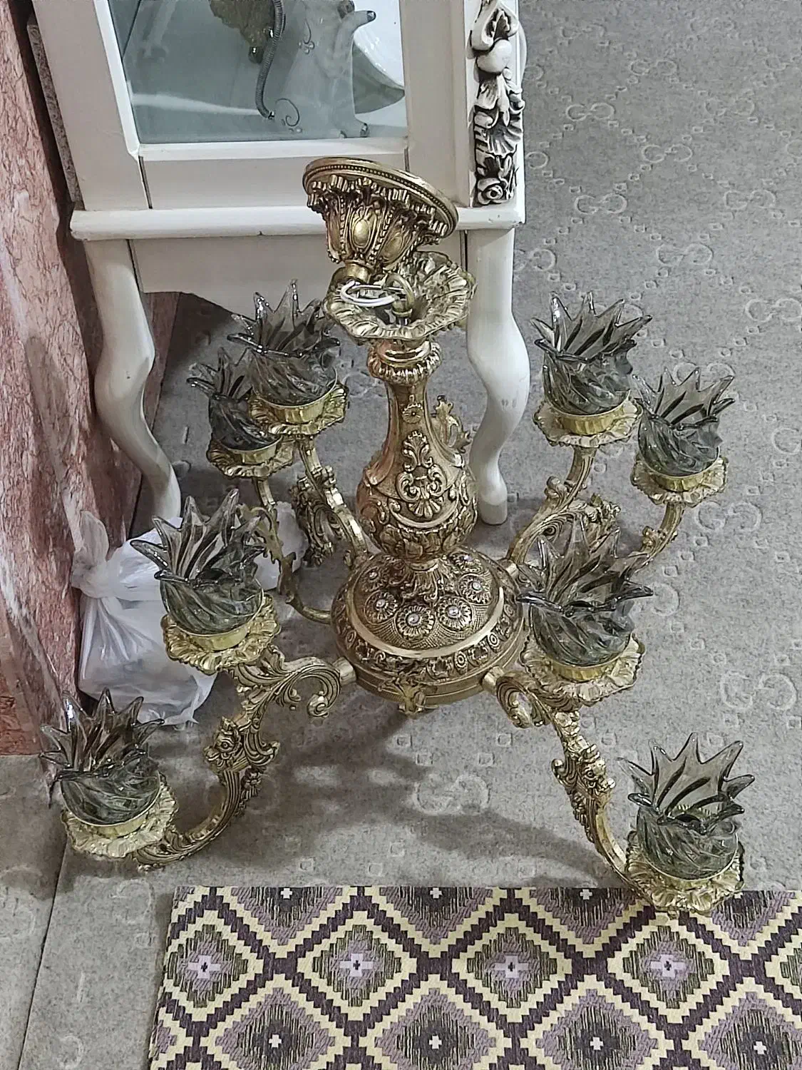 لوستر قدیمی برنجی|لوستر و چراغ آویز|قوچان, |دیوار