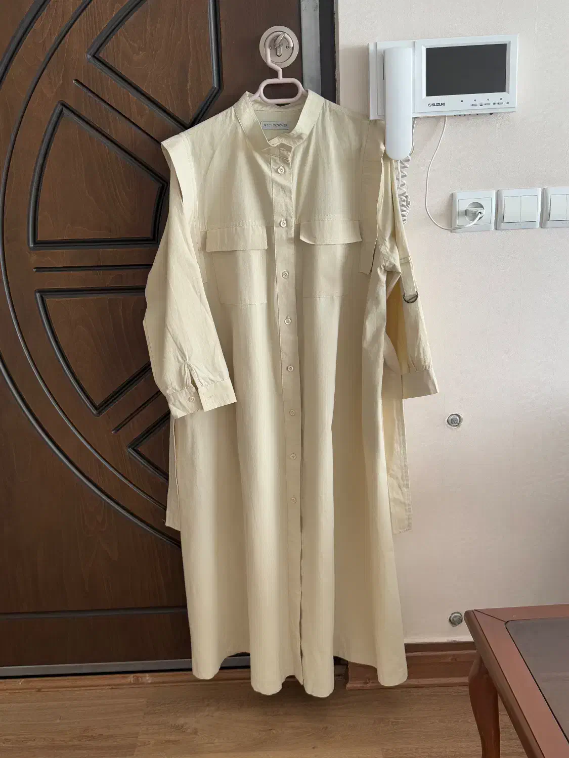 مانتو بلند شیری رنگ|لباس|بوئین زهرا, |دیوار