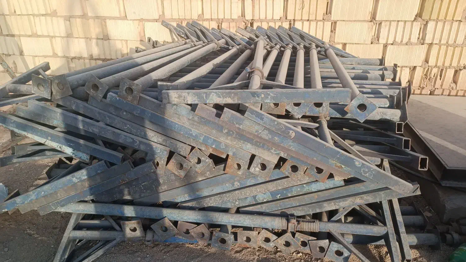 فروش و اجاره جک ساختمانی|مصالح و تجهیزات ساختمان|یزد, |دیوار