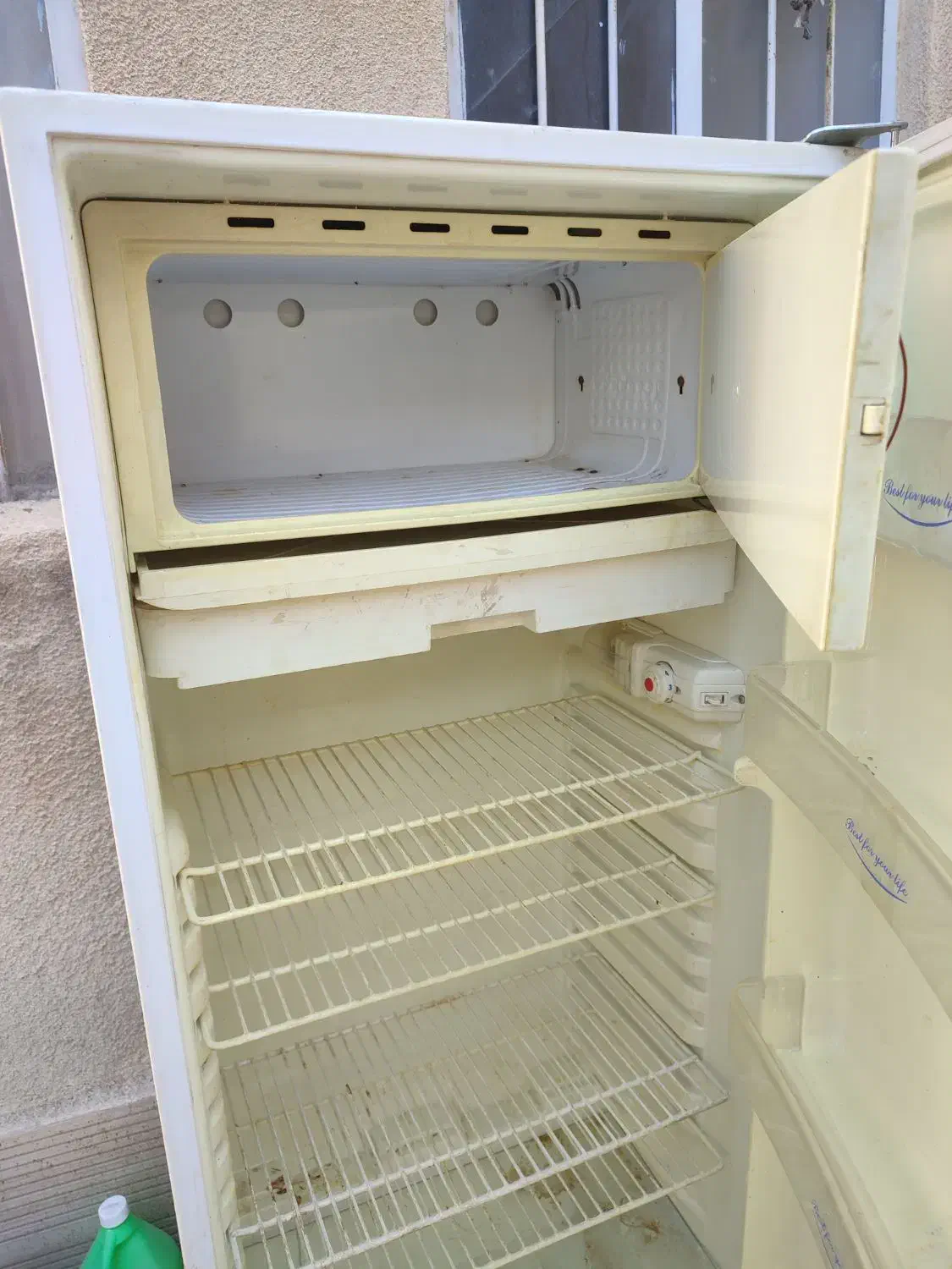 یخچال|یخچال و فریزر|شیراز, سیاه سنگ|دیوار