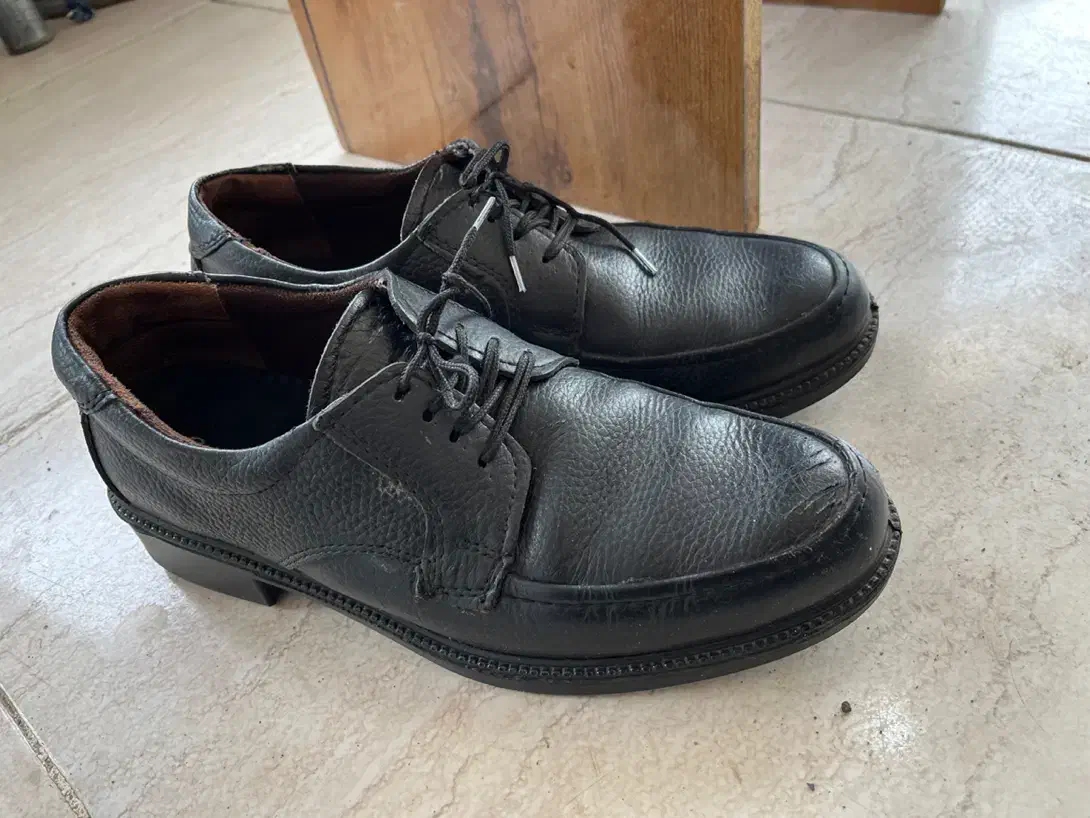 کفش تمام چرم|کیف، کفش، کمربند|پارسآباد, |دیوار