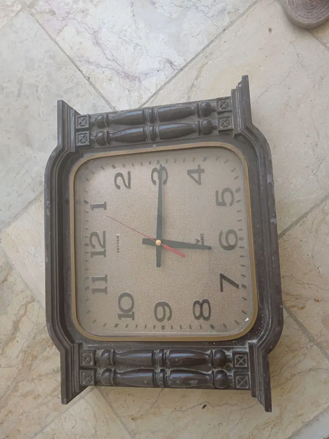 ساعت قدیمی|ساعت|نجف‌آباد, هفده شهریور|دیوار