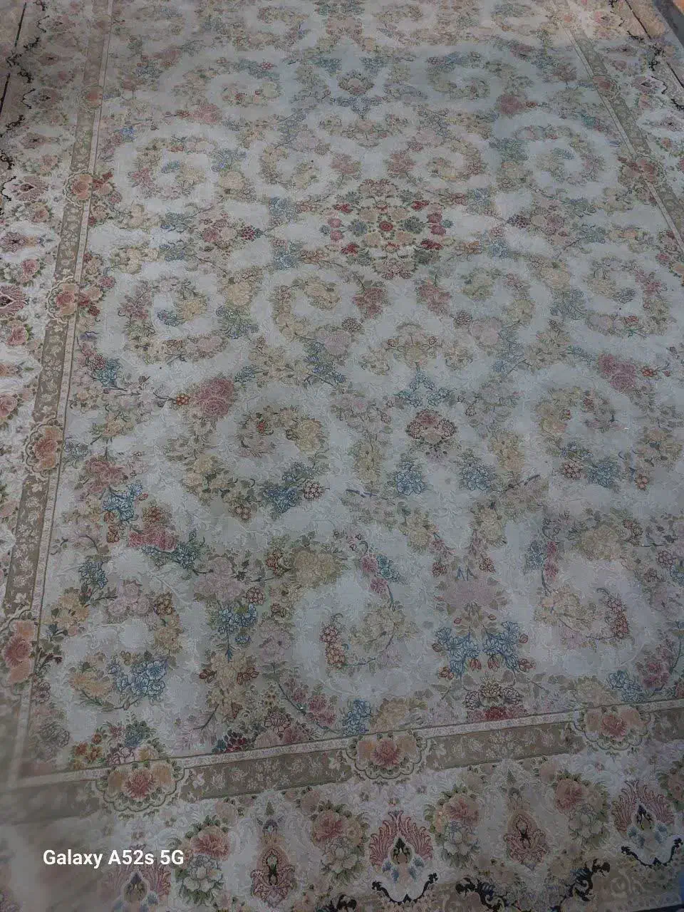 فرش ۱.۲۰۰ شانه گل برجسته ۹متری|فرش|مشهد, نظام دوست|دیوار