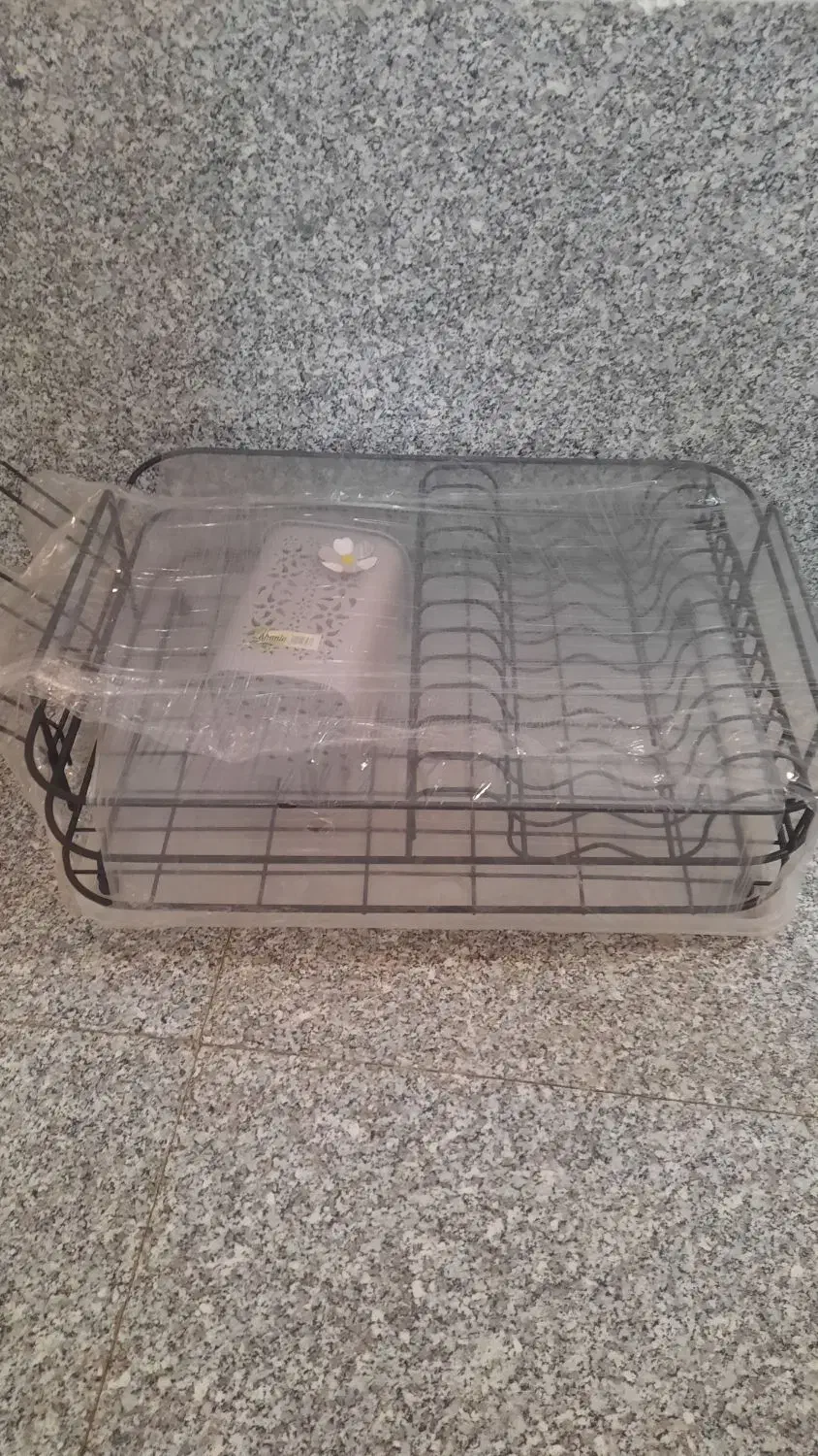 آب چکان|آبچکان و نظمدهنده ظروف|خوی, |دیوار