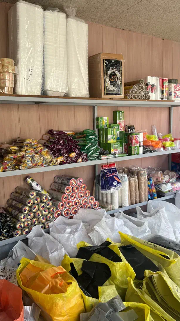 فروش نایلون و نایلکس|ظروف نگهدارنده، پلاستیکی، یکبارمصرف|لاهیجان, گلستان|دیوار