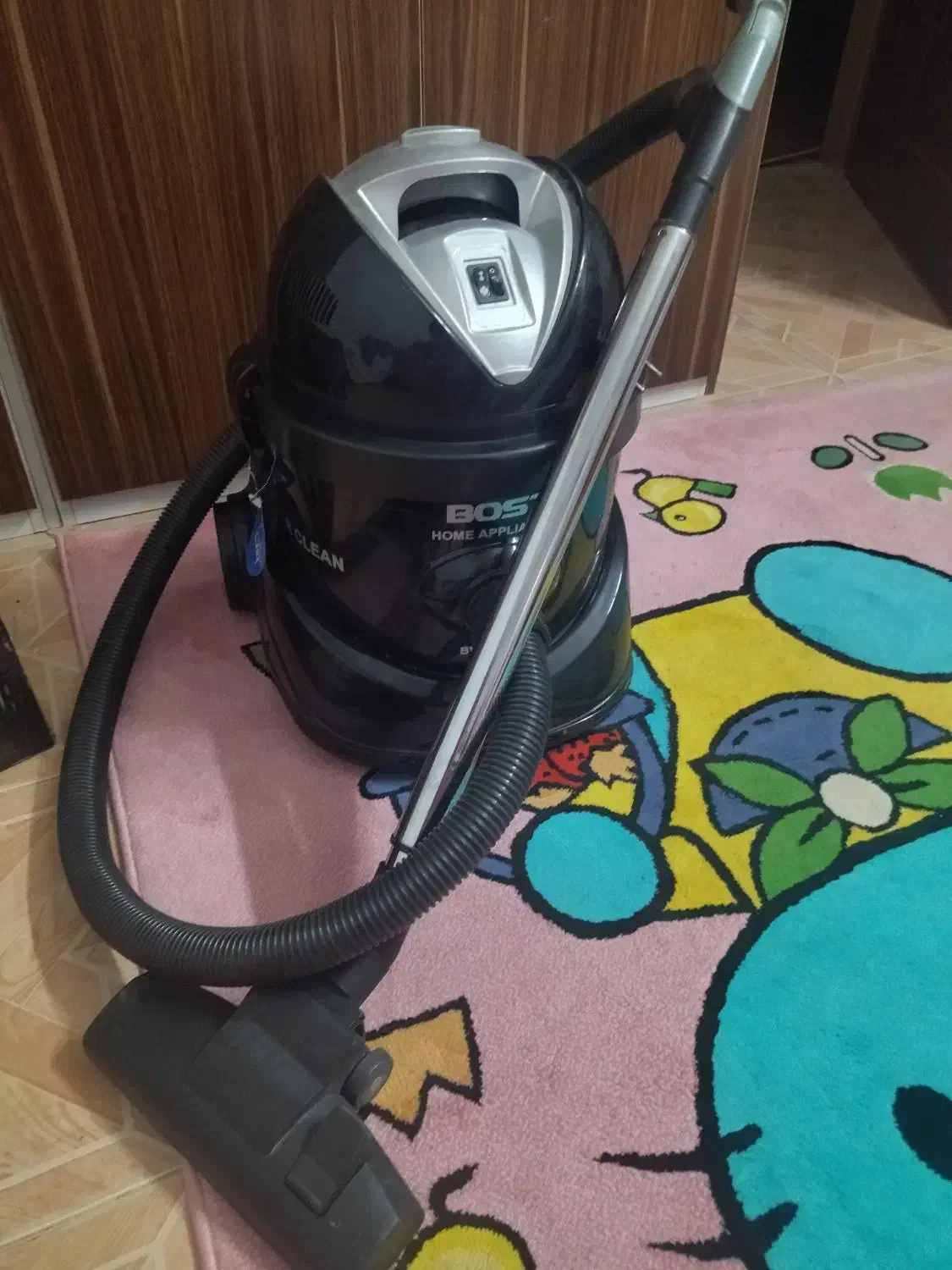 جارومارکBost نونو همراه مخزن روی دسته|جاروبرقی، جارو شارژی، بخارشو|اصفهان, ملکشهر|دیوار