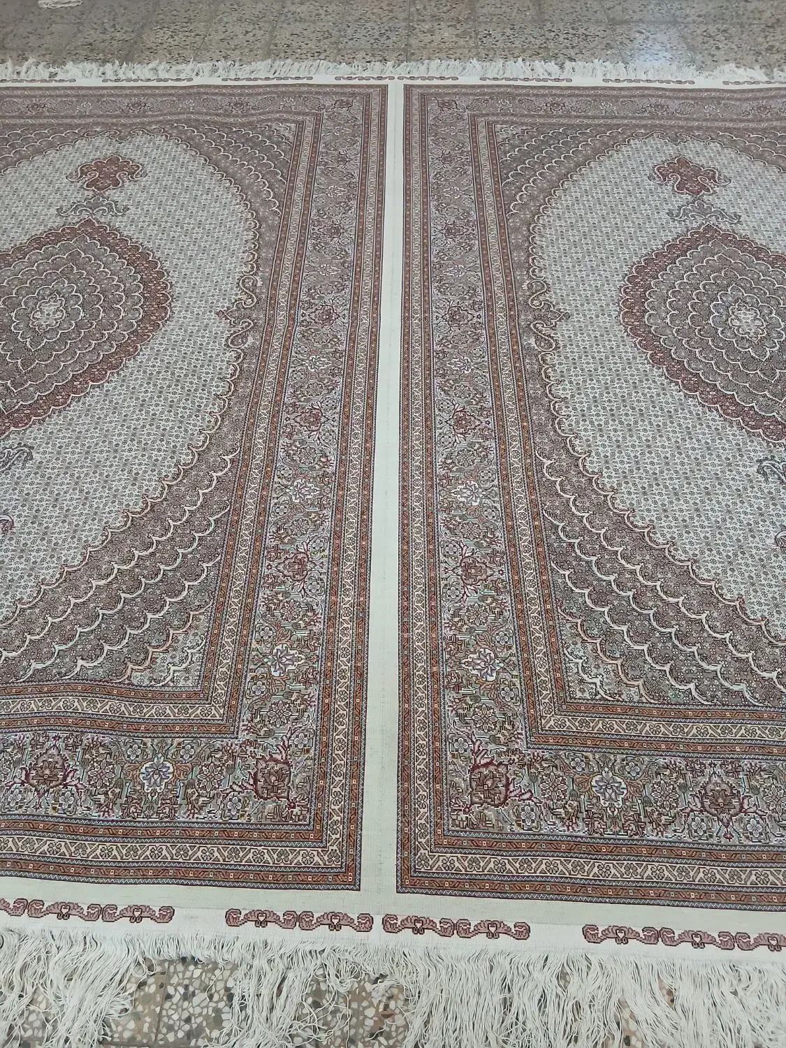 فرش دستبافت (ماهی خوی)|فرش|تهران, صادقیه|دیوار