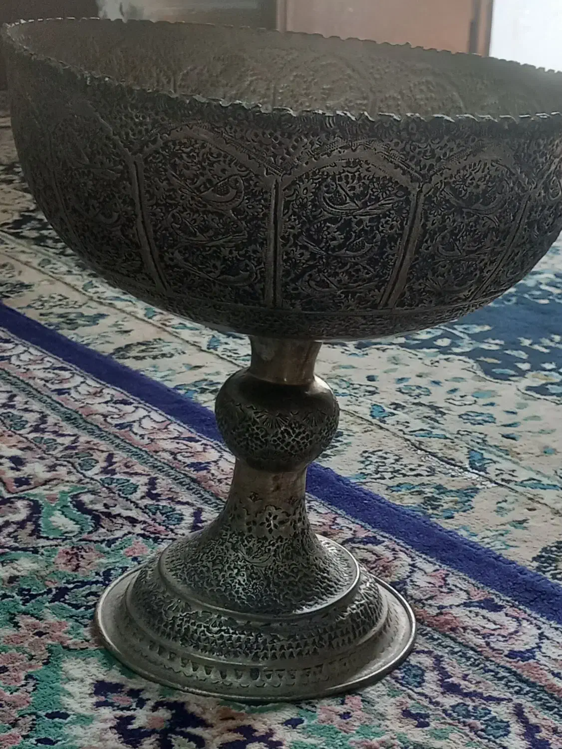 کاسهپایهدارنقرهمیناتوریاعلا|کلکسیون اشیاء عتیقه|گرگان, |دیوار