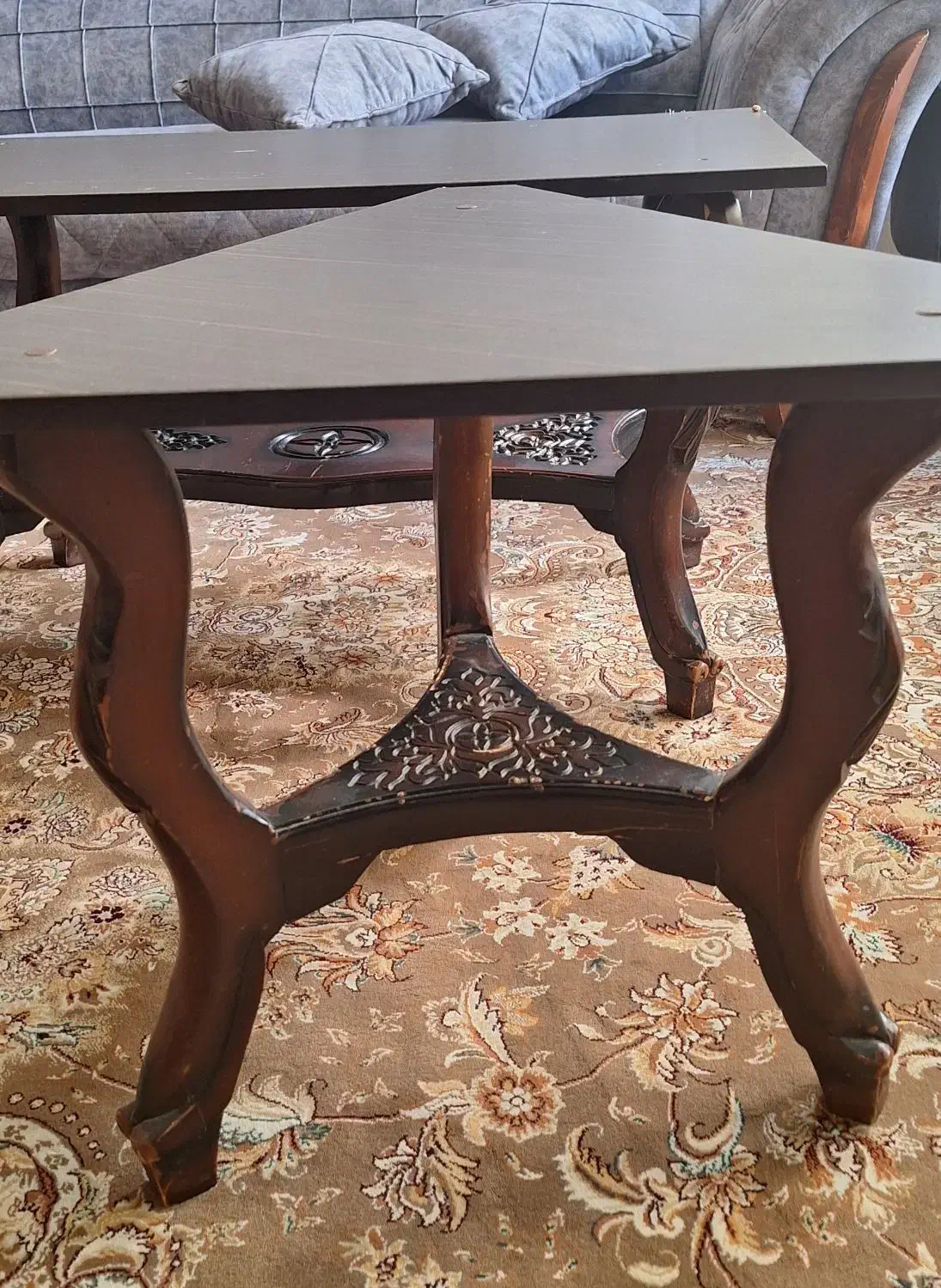 جلومبلی بهمراه عسلی|مبلمان خانگی و میز عسلی|ابهر, |دیوار