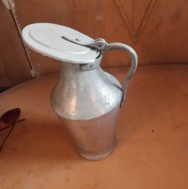 پارچ مسی|کلکسیون اشیاء عتیقه|خسروشاه, |دیوار