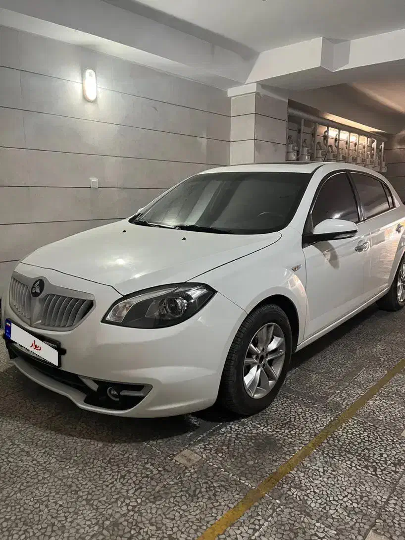 برلیانس ۳۲۰ موتور بزرگ ۱۶۵۰|خودرو سواری و وانت|کرج, شهرک احمدیه|دیوار