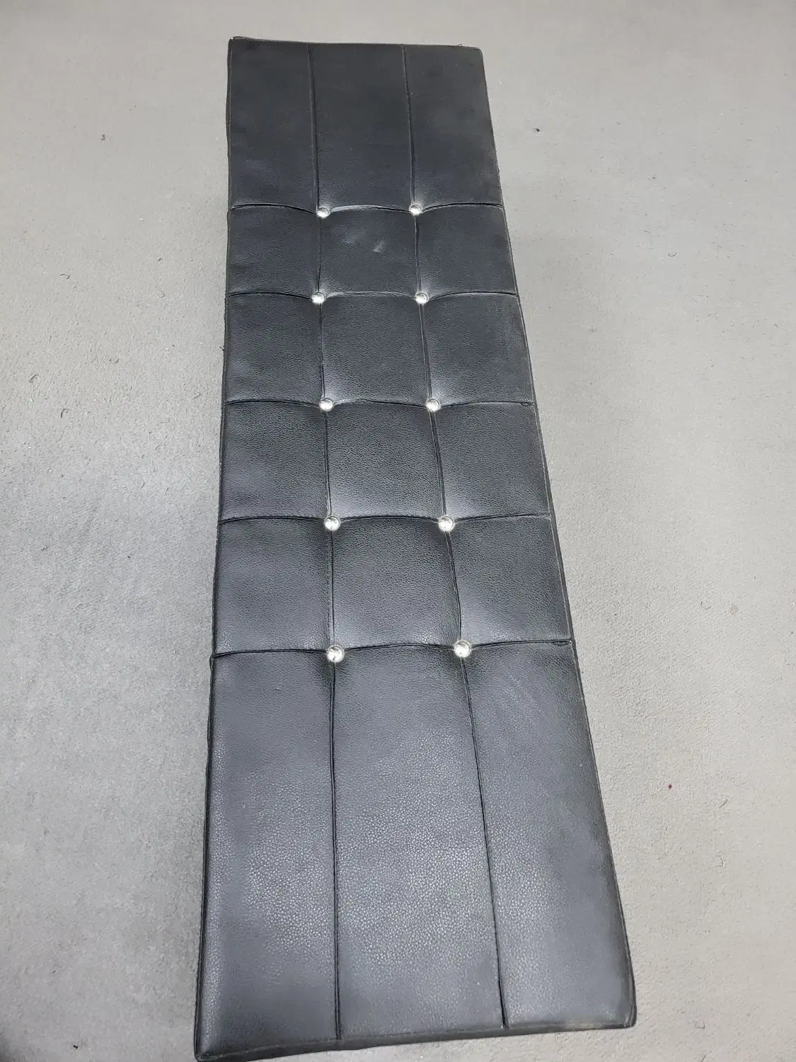 مبل|مبلمان خانگی و میز عسلی|قائن, |دیوار