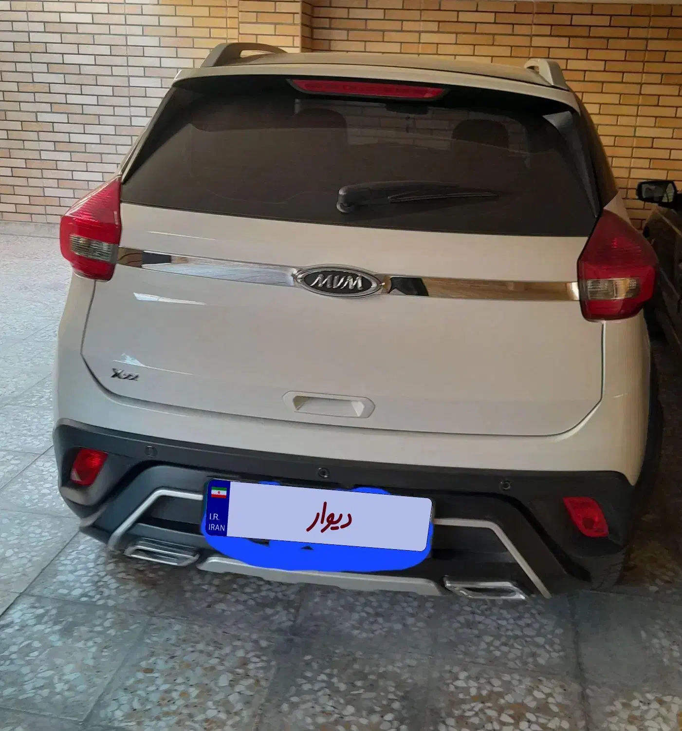 X22|خودرو سواری و وانت|اندیشه, اندیشه فاز ۱|دیوار