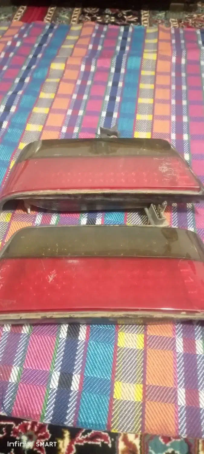 چراغ خطر عقب ماشین اسپورت دودی|قطعات یدکی و لوازم جانبی|اصفهان, شهرک امام خمینی|دیوار