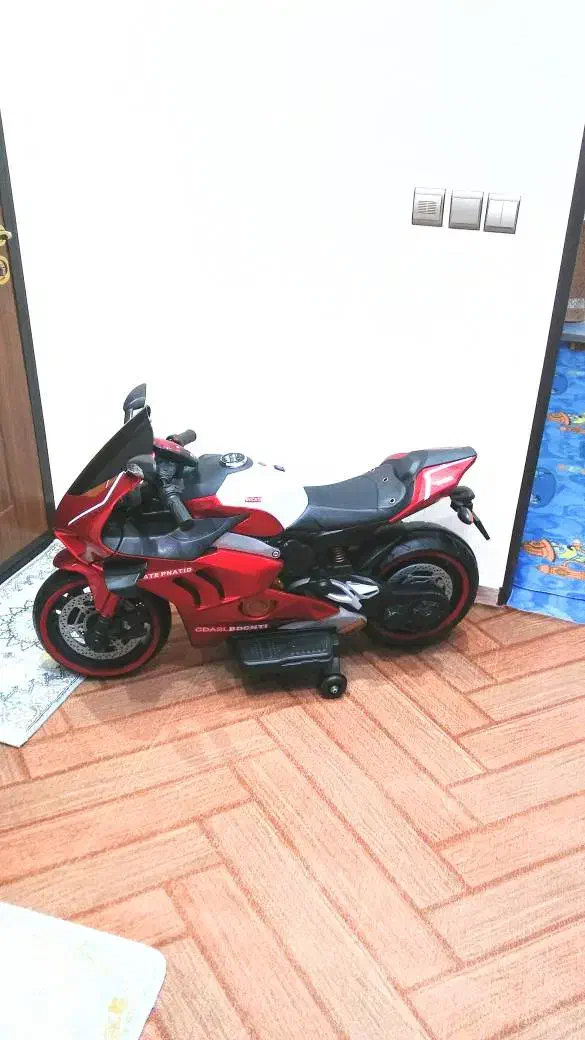 موتور شارژی تمیز وسالم|اسباببازی بچه|رشت, جهاد|دیوار