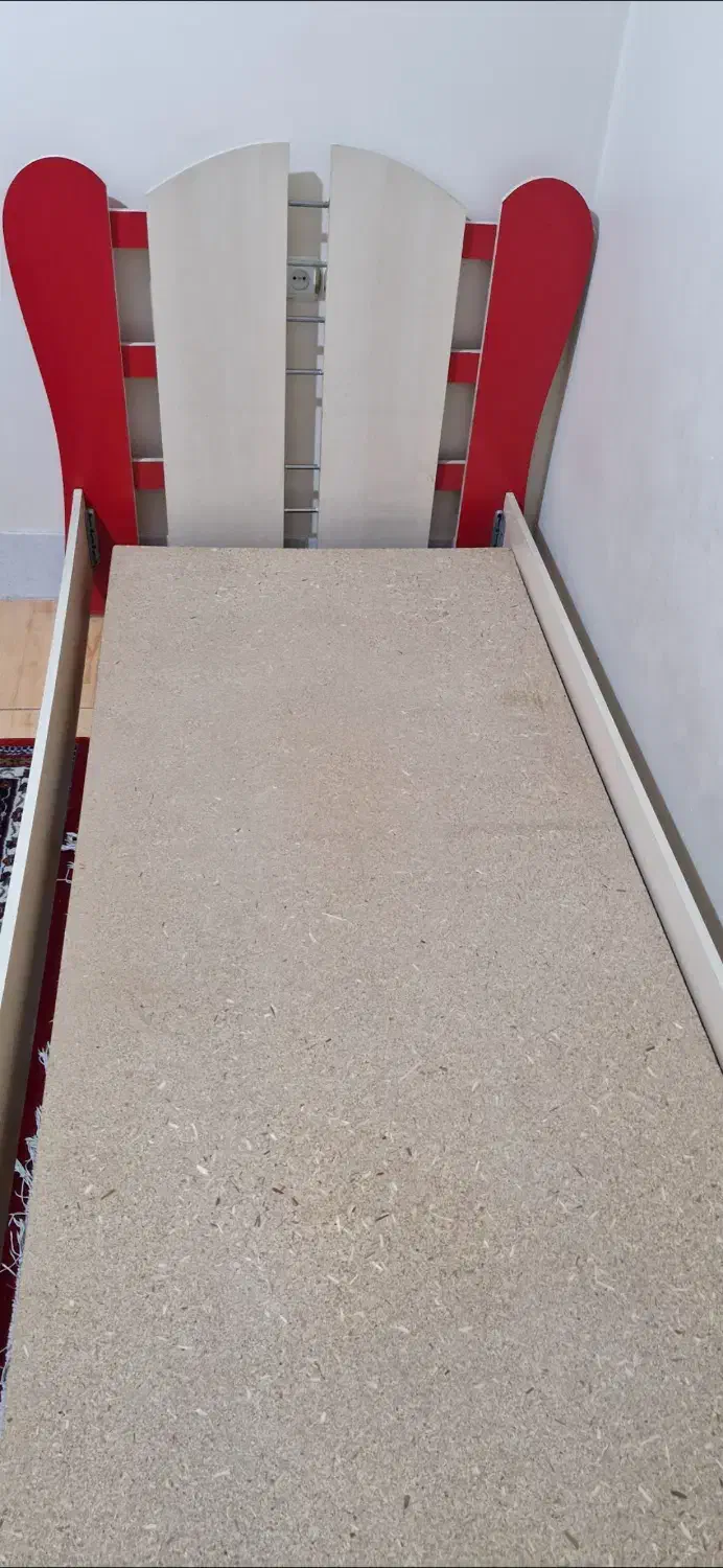 تخت و کمد|تشک تختخواب|شیراز, شهرک امیر کبیر|دیوار