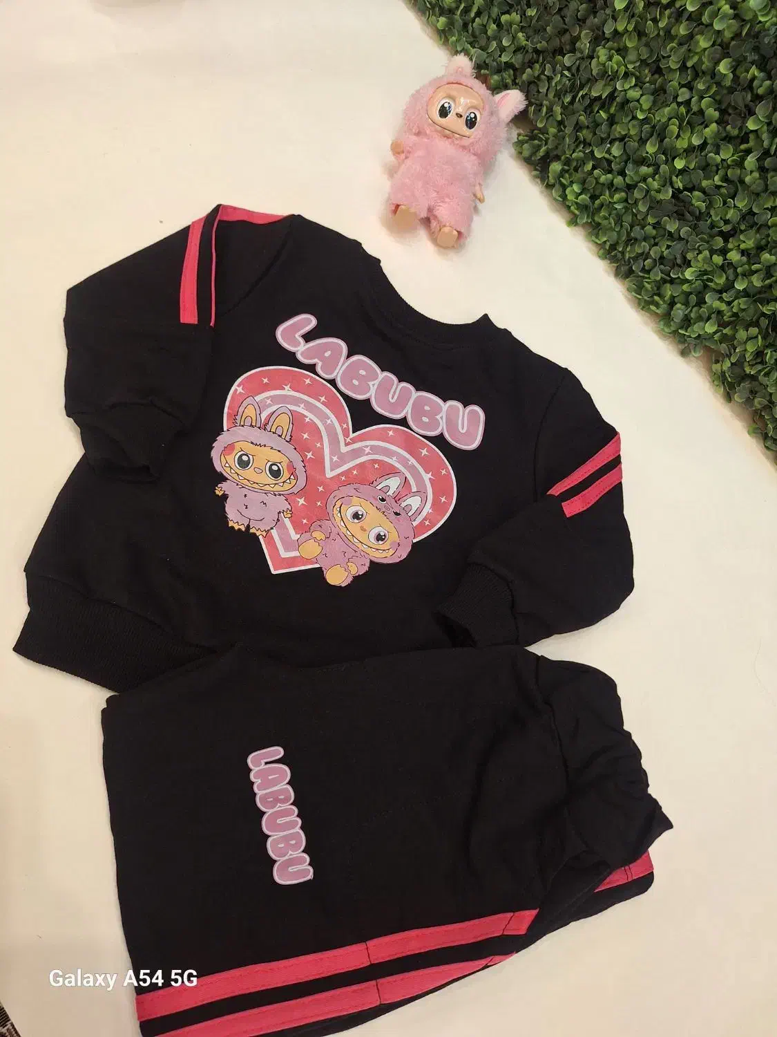 لباس دخترانه و پسرانه|کفش و لباس بچه|بروجرد, |دیوار