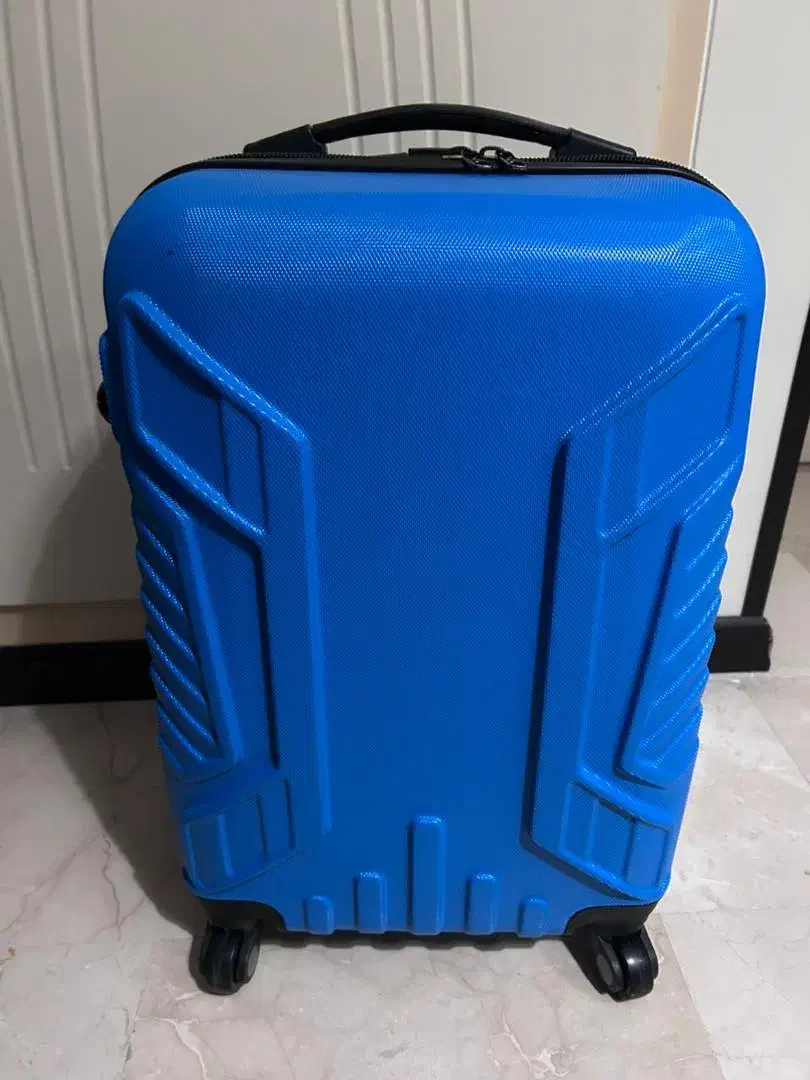 چمدان کوچک نشکن|کیف، کفش، کمربند|تهران, شهر زیبا|دیوار