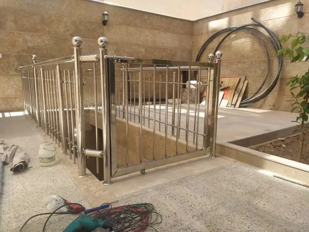 نرده و حفاظ استیل...|خدمات پیشه و مهارت|صدرا-فارس, فاز ۱|دیوار