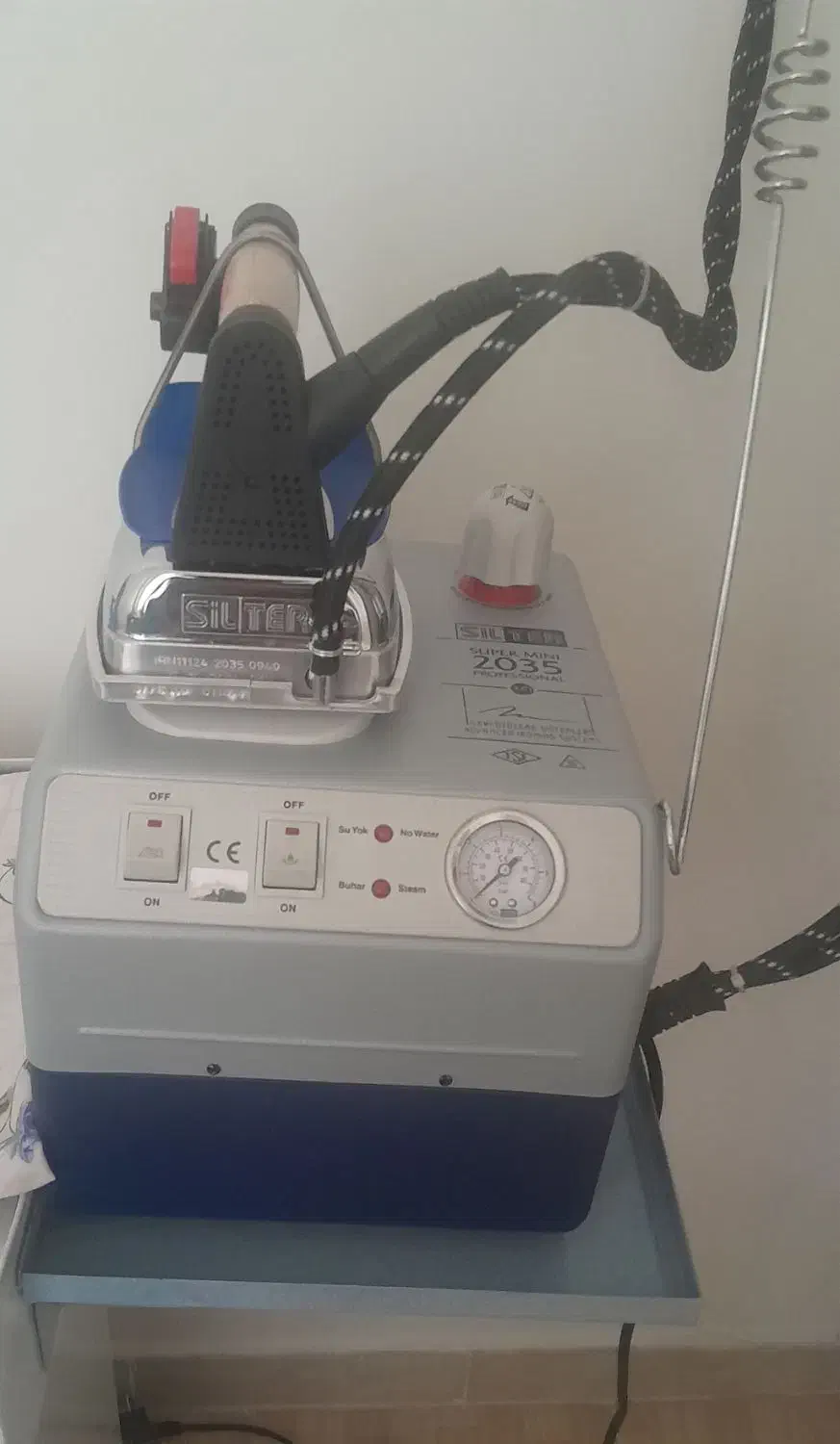 اتو صنعتی ترک +میز مکش قایقی نو|اتو و لوازم اتو|قزوین, |دیوار