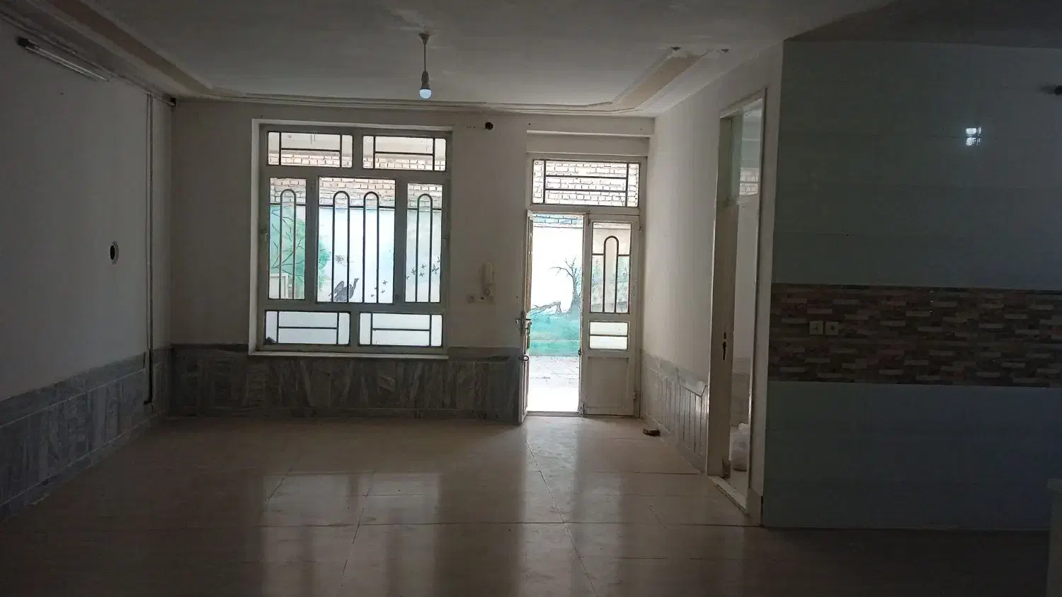 آژانس املاک شاداب منزل ویلایی رهن اجاره باهنر|اجارهٔ آپارتمان|تربتحیدریه, یحیی آباد|دیوار