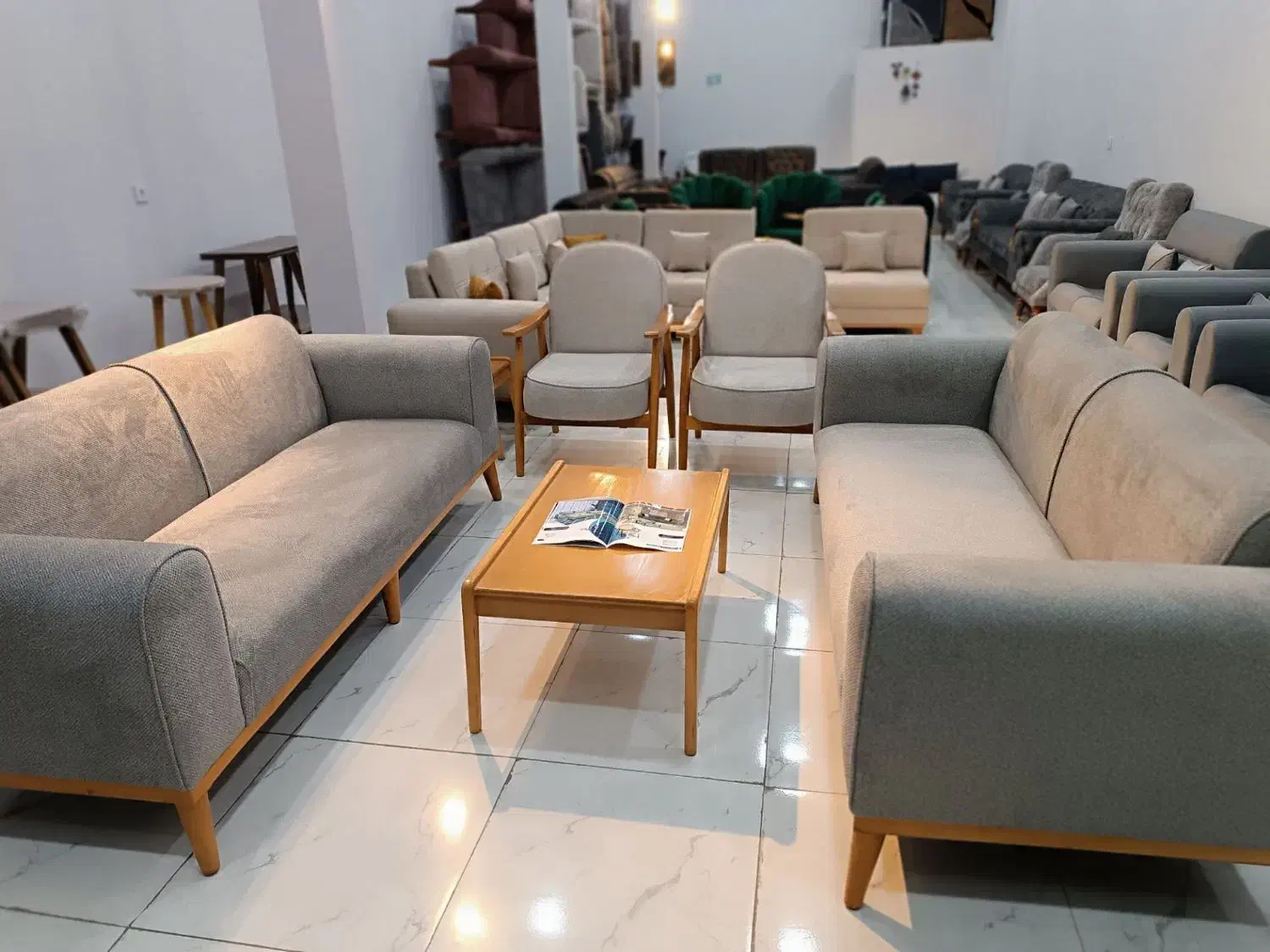مبل اماده راحتی|مبلمان خانگی و میز عسلی|کرج, گوهردشت|دیوار
