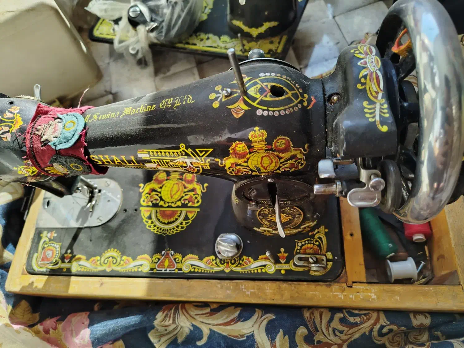 چرخ خیاطی دستی|چرخ خیاطی و ریسندگی|فولادشهر, A2|دیوار