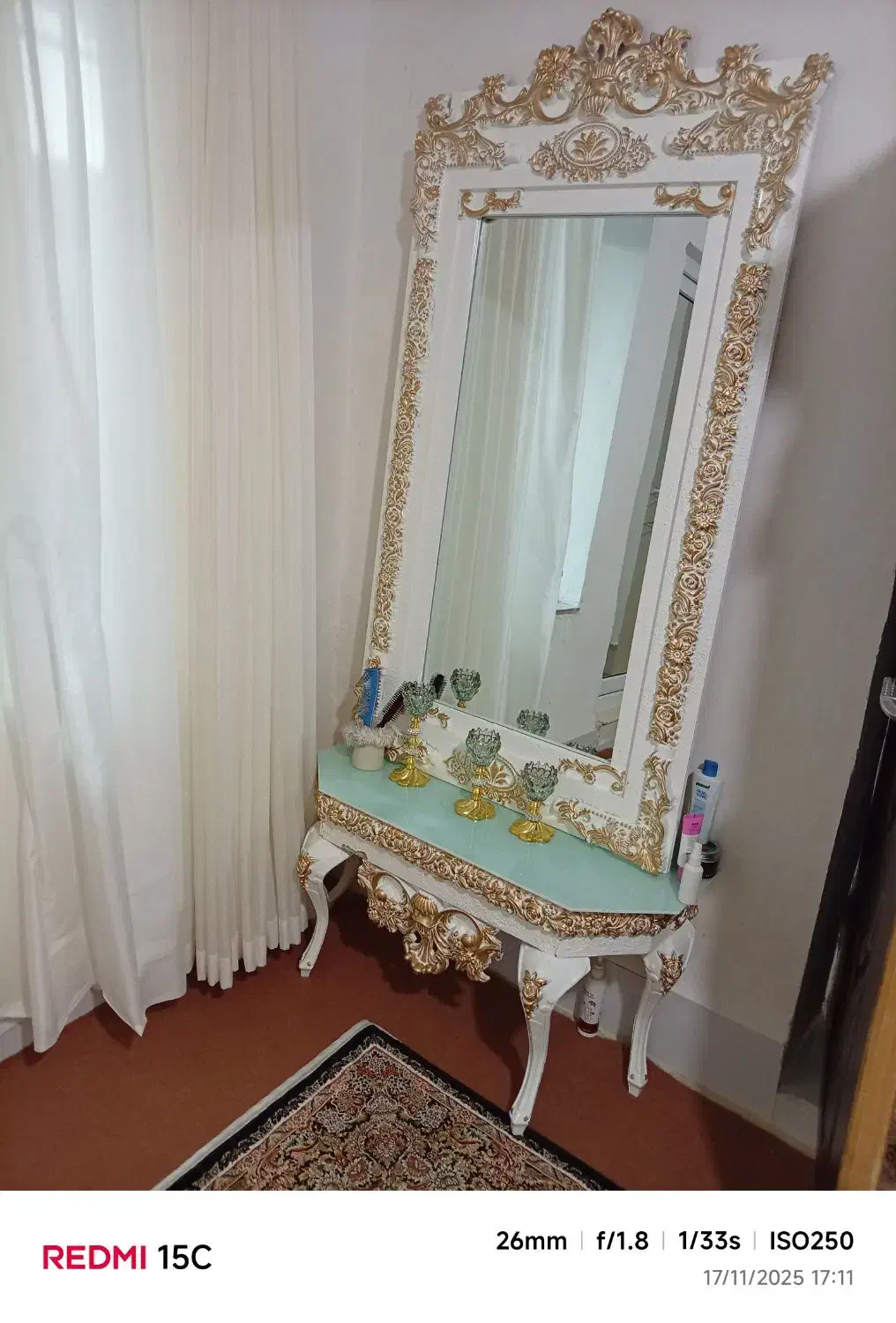 بوفه وآینه  بدون عیب خیلی تمیز  باهم ست هستند|بوفه، ویترین، کنسول|نقده, |دیوار