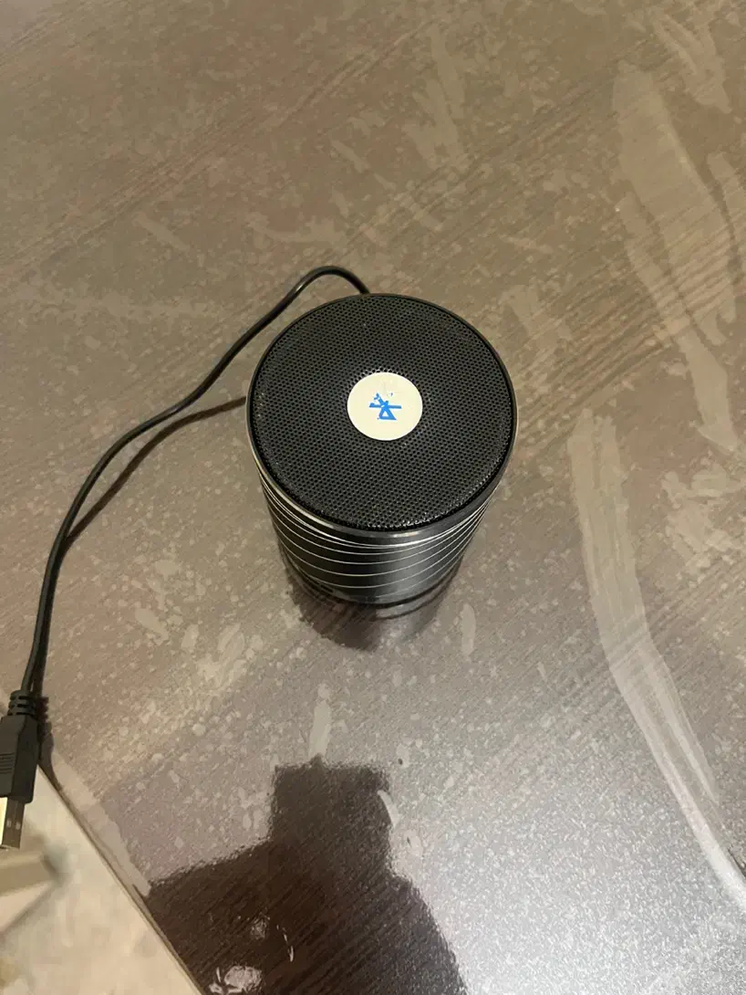 اسپیکر سالم و کم کار|پخش‌کننده همراه|تهران, اکباتان|دیوار