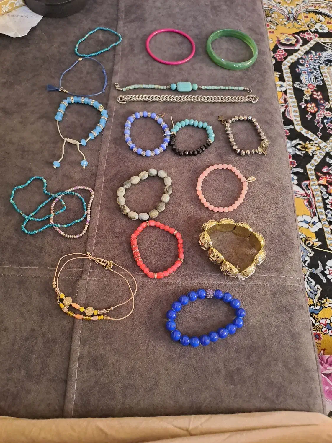 دستبند و گوشواره و انگشتر و گردنبند|بدلیجات|مشکیندشت, |دیوار