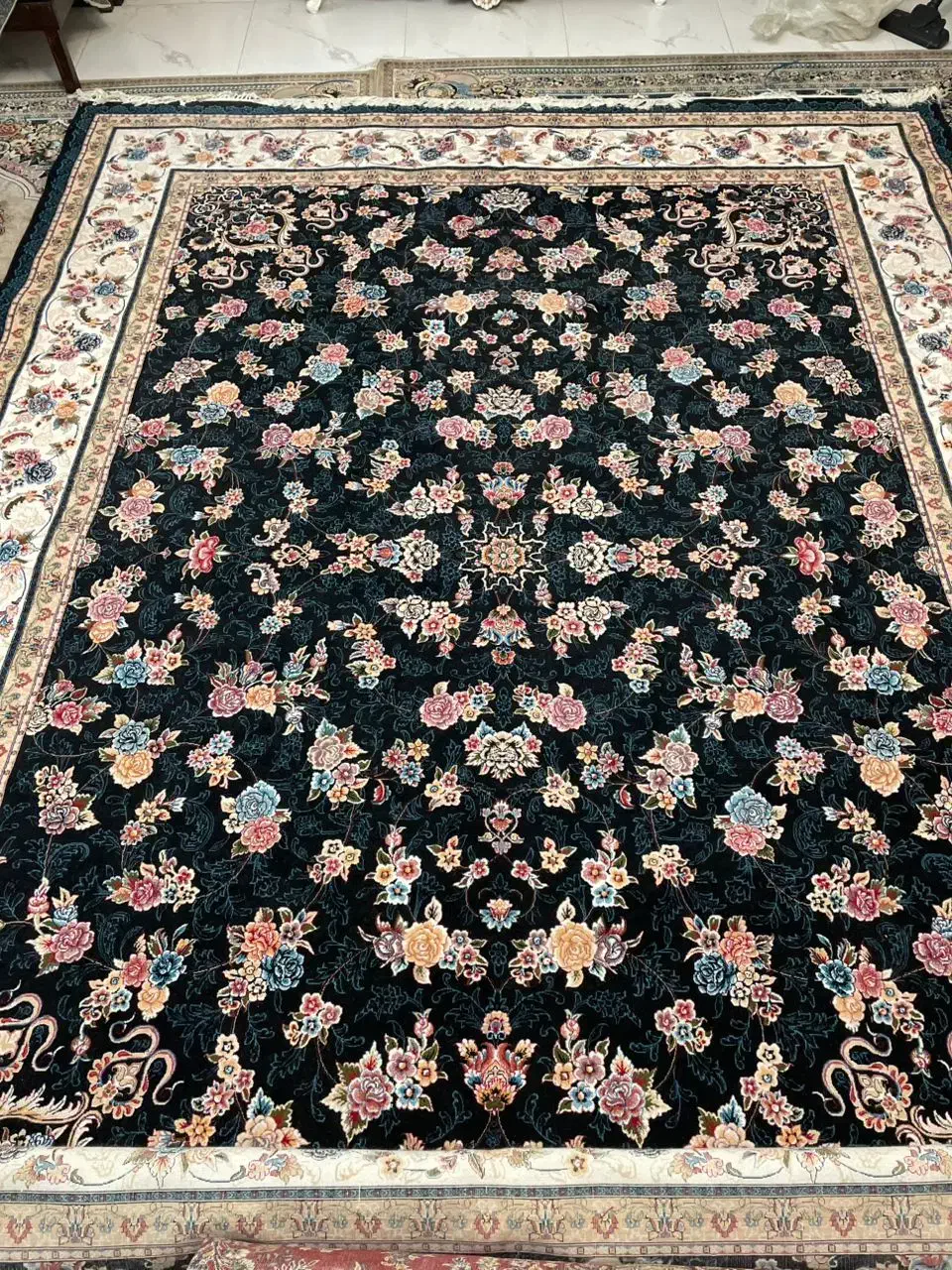 فروش فرش۷۰۰ شانه|فرش|کهریزک, |دیوار