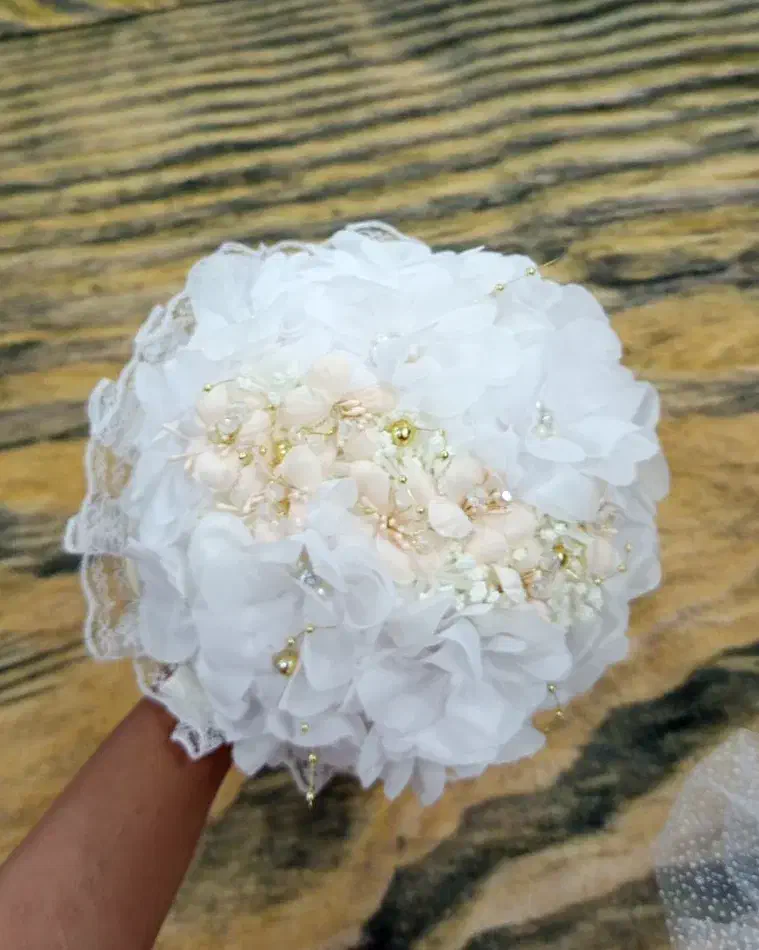 2عدد دسته گل|گل مصنوعی|خرمشهر, |دیوار