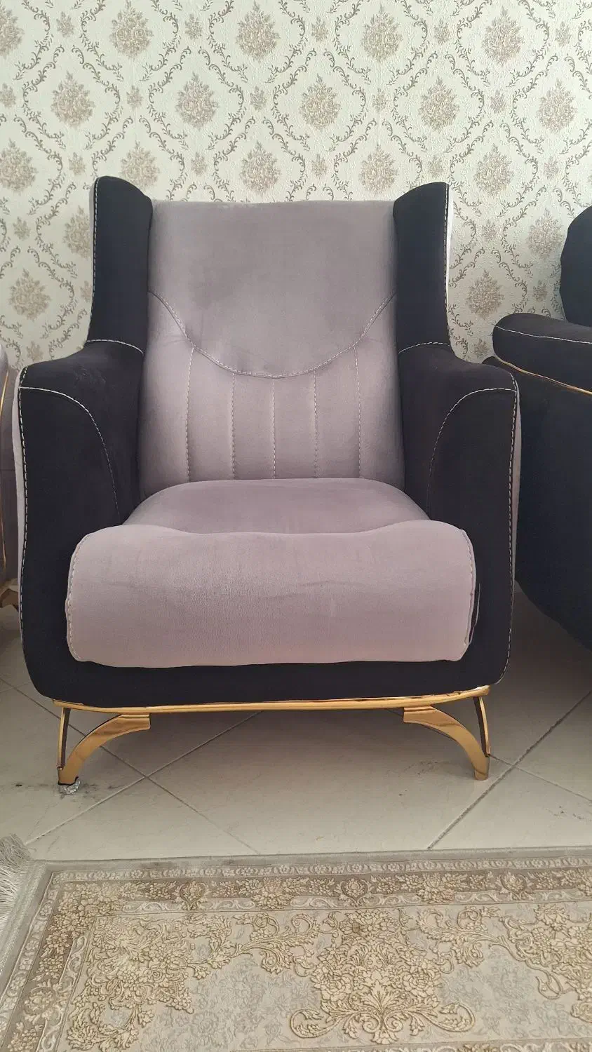 فروش مبل نو پنج ماه کار کرده|مبلمان خانگی و میز عسلی|پرند, فاز ۱|دیوار