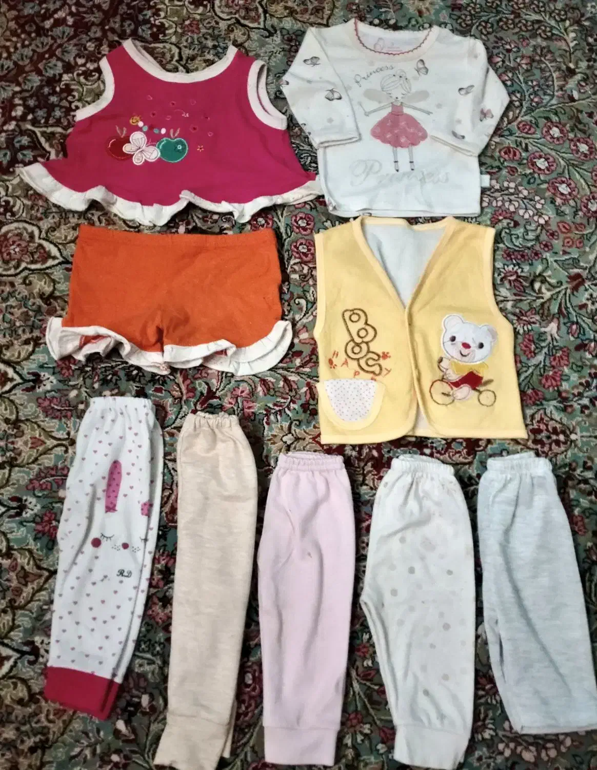 ۲۰عدد لباس نوزادی و یلدایی کاملا نو مناسب|کفش و لباس بچه|کرمان, |دیوار