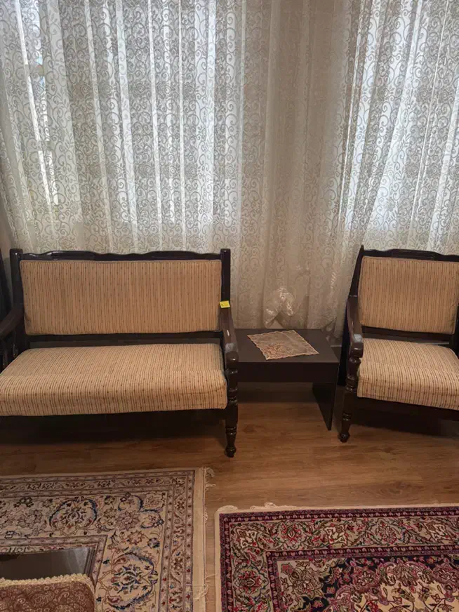 مبلمان مینی مال ۱۰ نفره همراه با یک میز جلو مبلی|مبلمان خانگی و میز عسلی|اراک, |دیوار