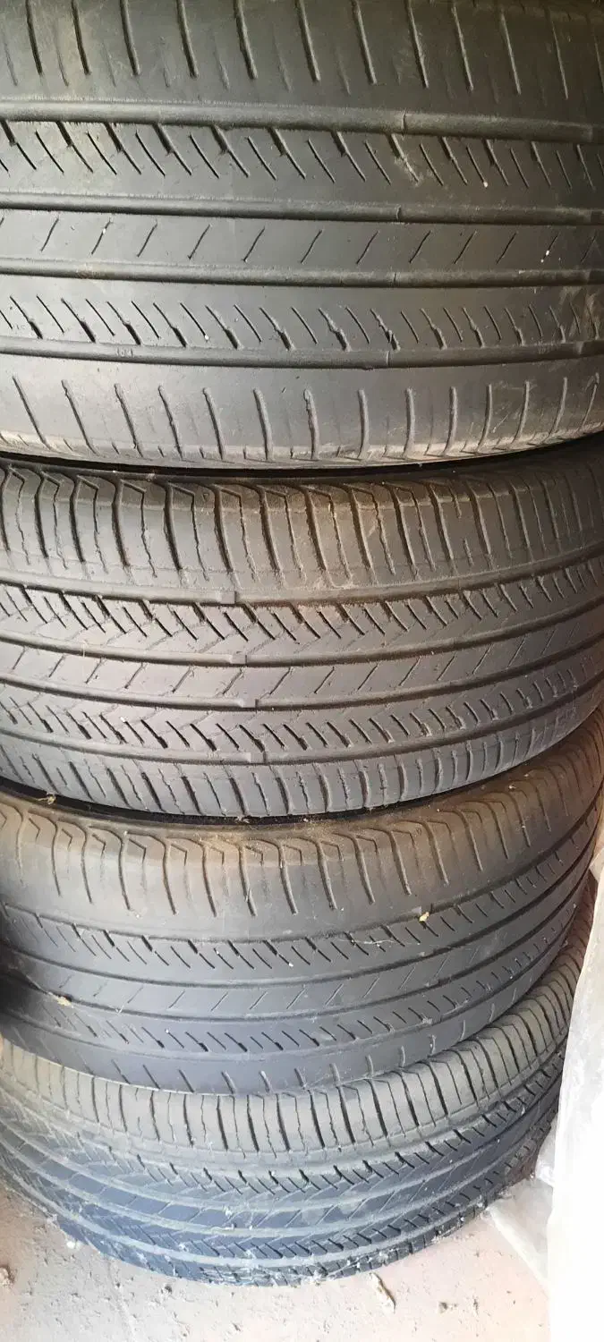 لاستیک|قطعات یدکی و لوازم جانبی|لاهیجان, فیاض|دیوار