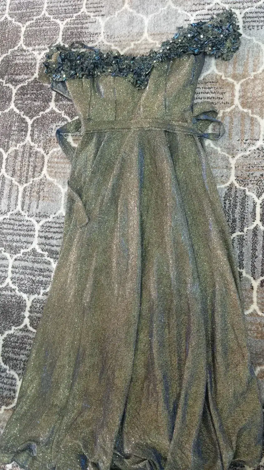 لباس مجلسی|لباس|پارس‌آباد, |دیوار