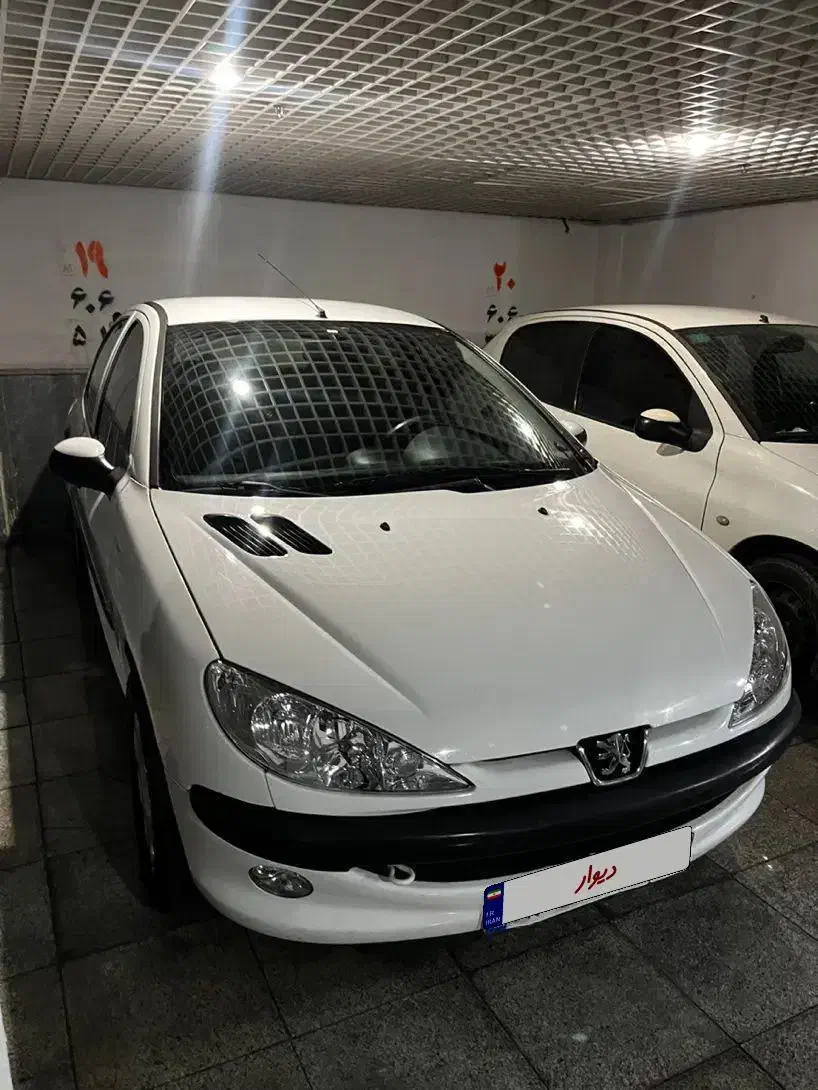 پژو ۲۰۶ تیپ ۵ مدل ۹۸|خودرو سواری و وانت|تهران, شهرک بوعلی|دیوار